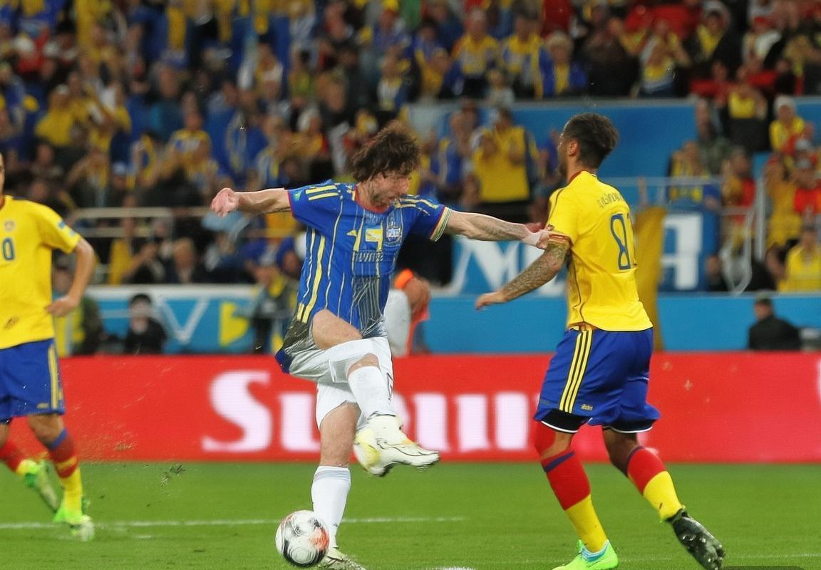 阿根廷VS委内瑞拉：梅西任意球破僵局，阿根廷2比1险胜委内瑞拉(图2)